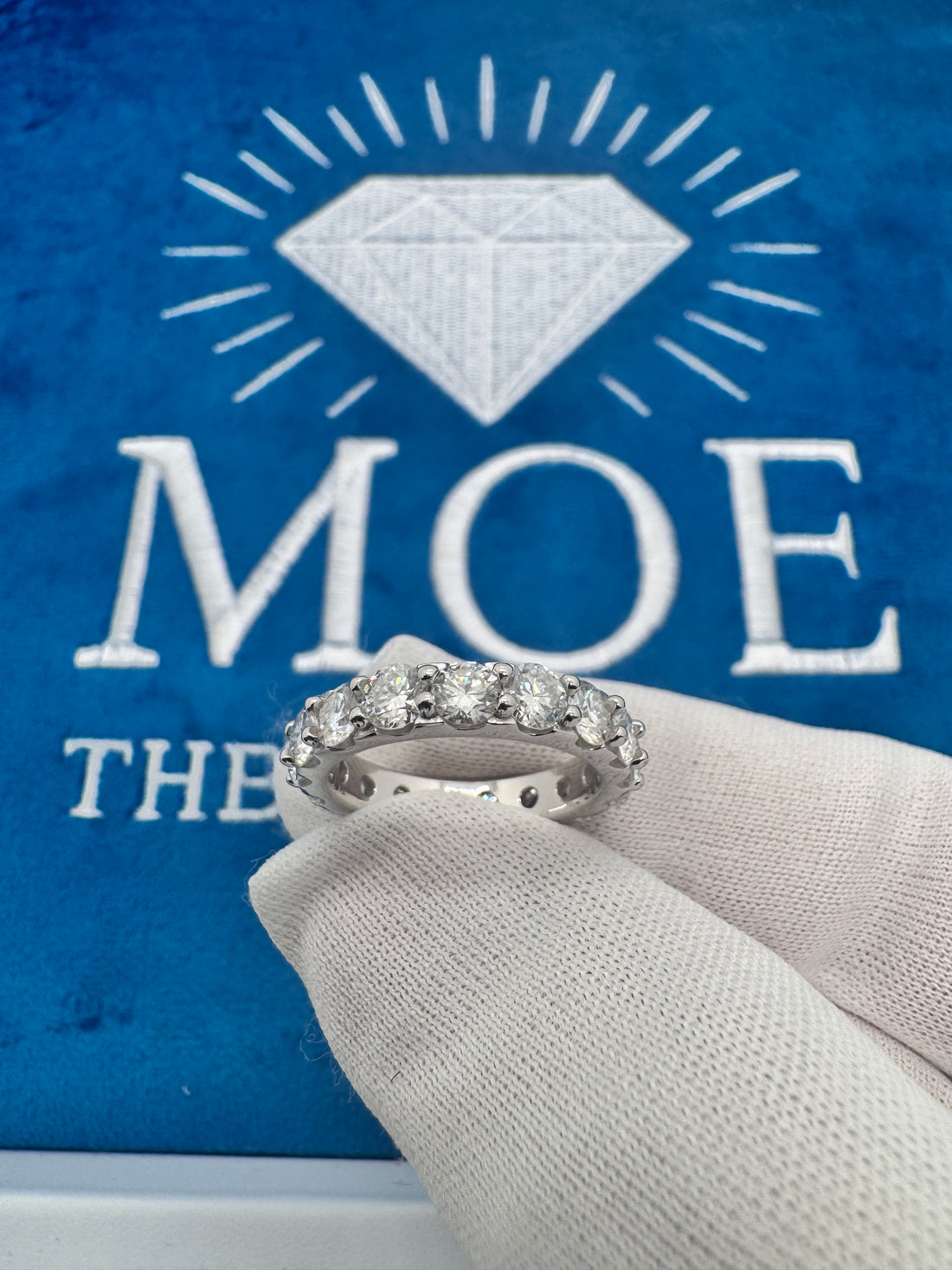 VVS1 Moissanite band
