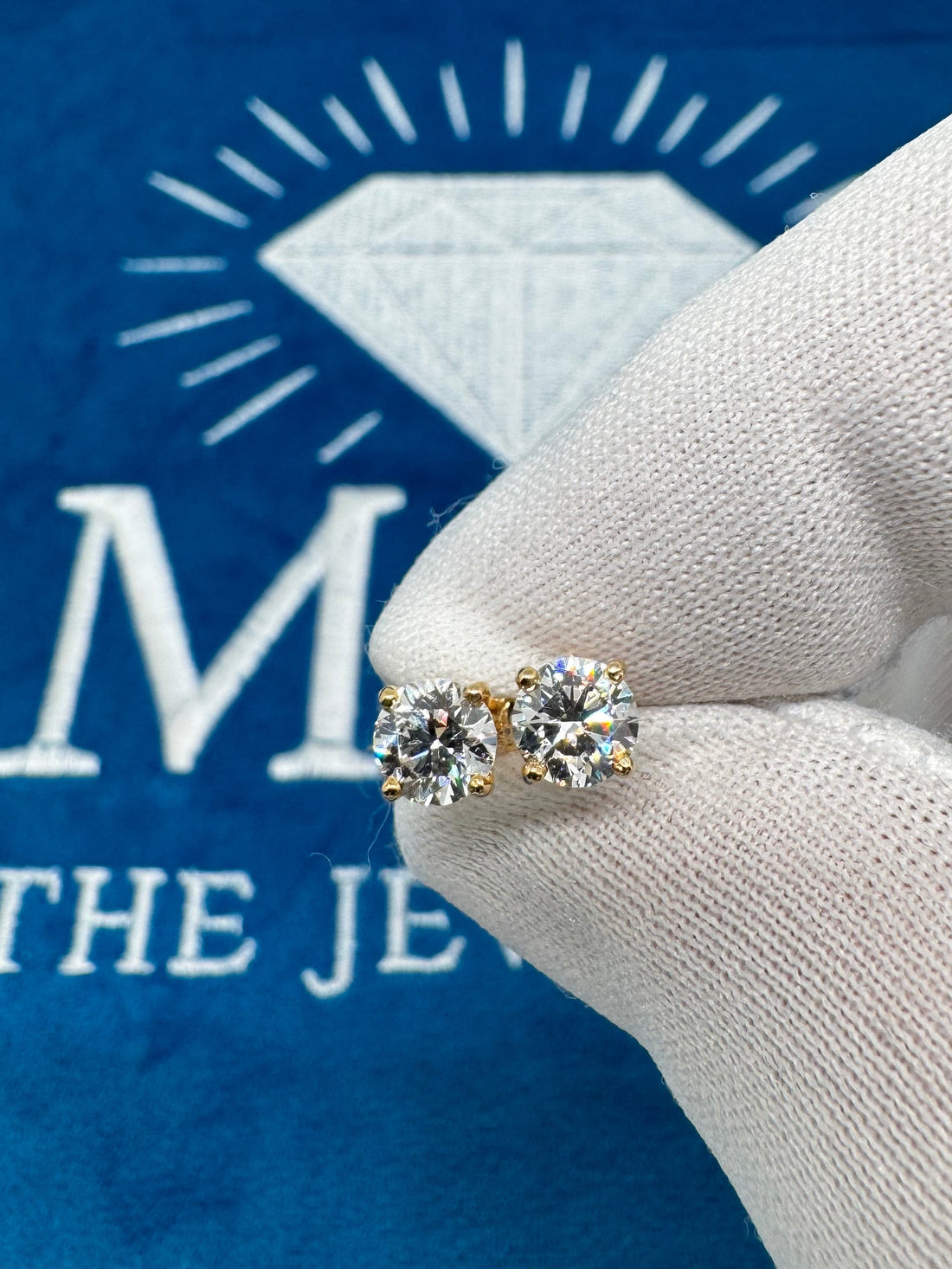 1CT VS1 lab Diamond earrings