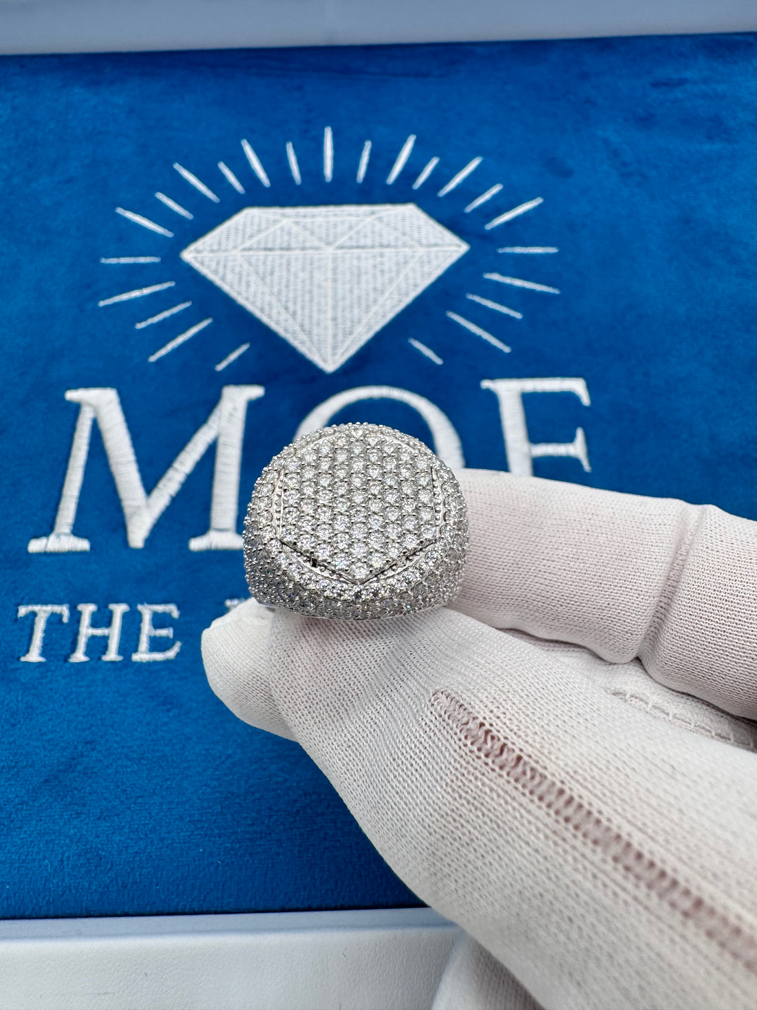 VVS1 Moissanite round ring