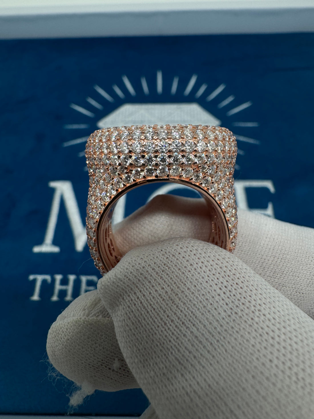 VVS1 Moissanite Circle ring (Rose)