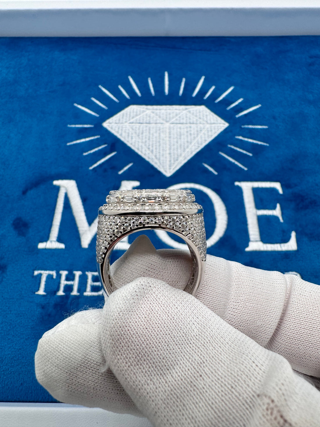 VVS1 Moissanite baguette ring